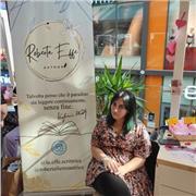 Diplomata in Scienze Umane economico sociale con 100. Mi propongo come insegnante di lingua italiana, per italiani e stranieri, che ne abbiano bisogno. Aiuto in compiti, lettura, riassunti, mappe, ecc